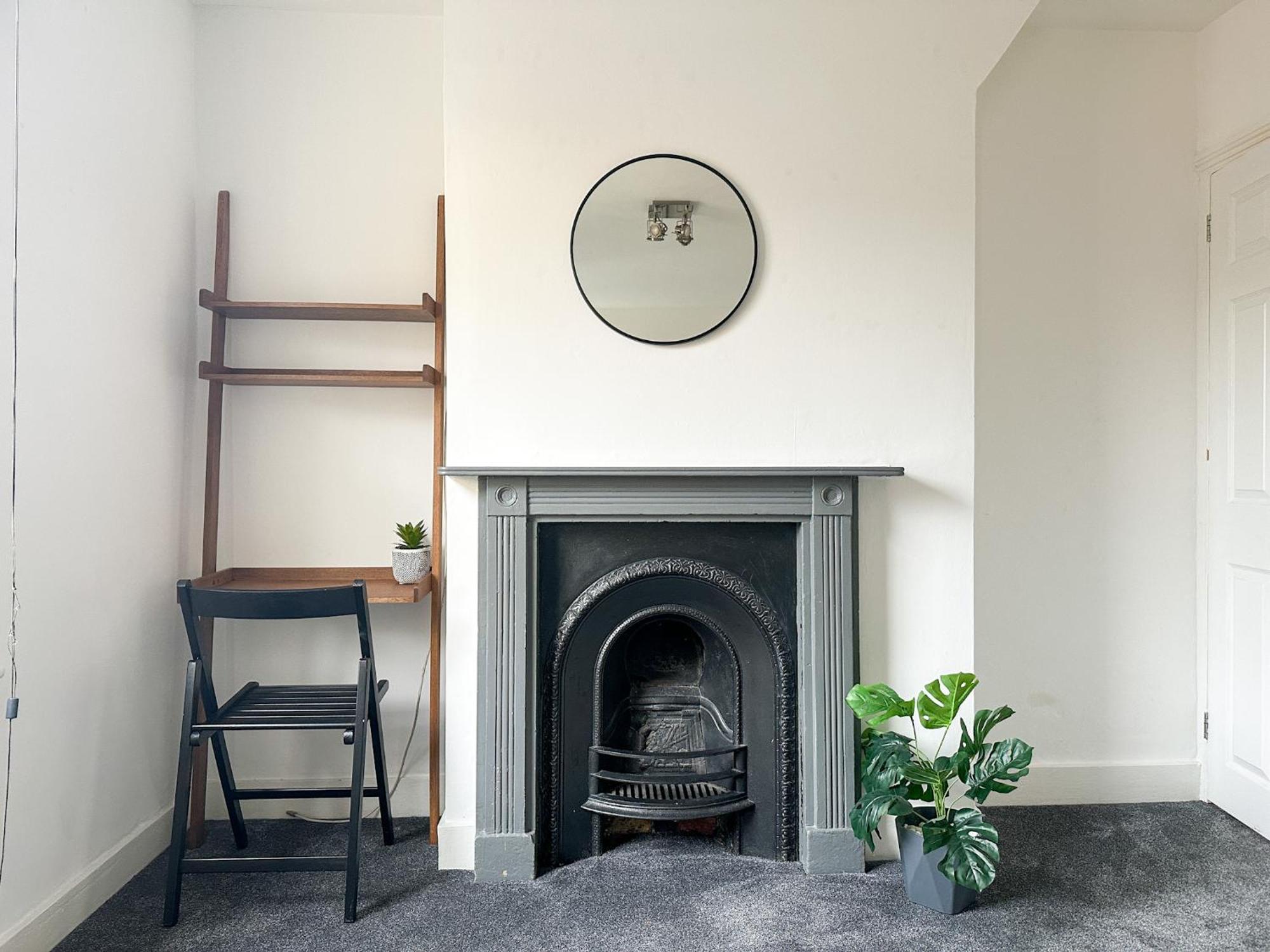 Stylish & Spacious City Centre 3-Bedroom Townhouse - Sleeps 6 Canterbury Exterior photo